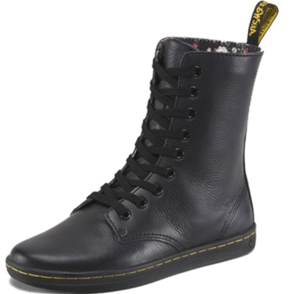 Dr. Martens Shoes - ❗️SOLD❗️Dr Martens Black Leather Stratford Game On Booties Size 6